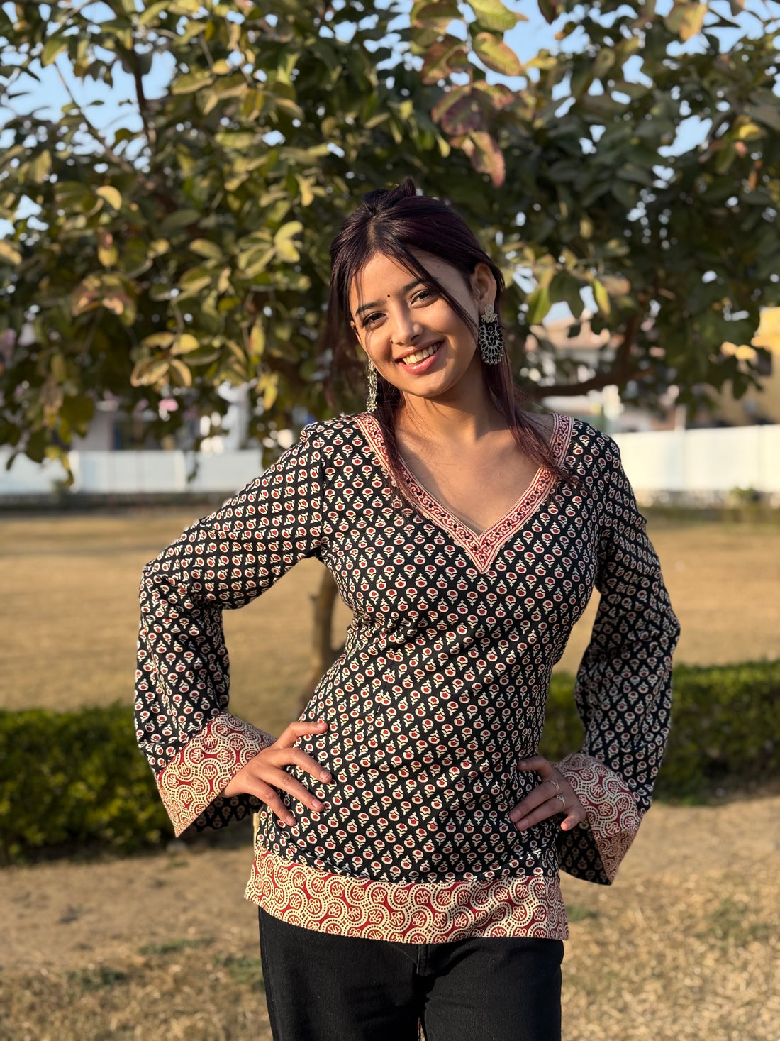 Noor: Black Buti Corset Kurti