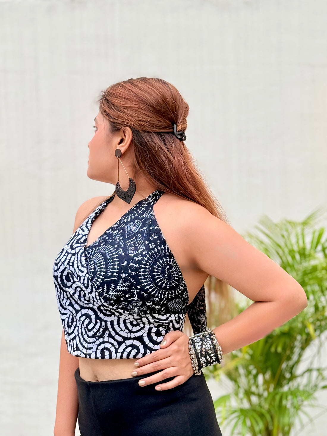 Bella: Black & White Dual Print Reversible Top